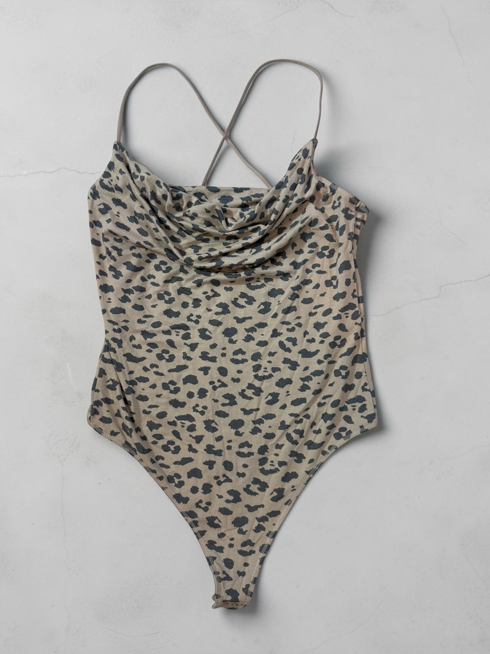 ✨ABERCROMBIE & FITCH✨Leopard Print Cowl Neck Bodysuit NWT